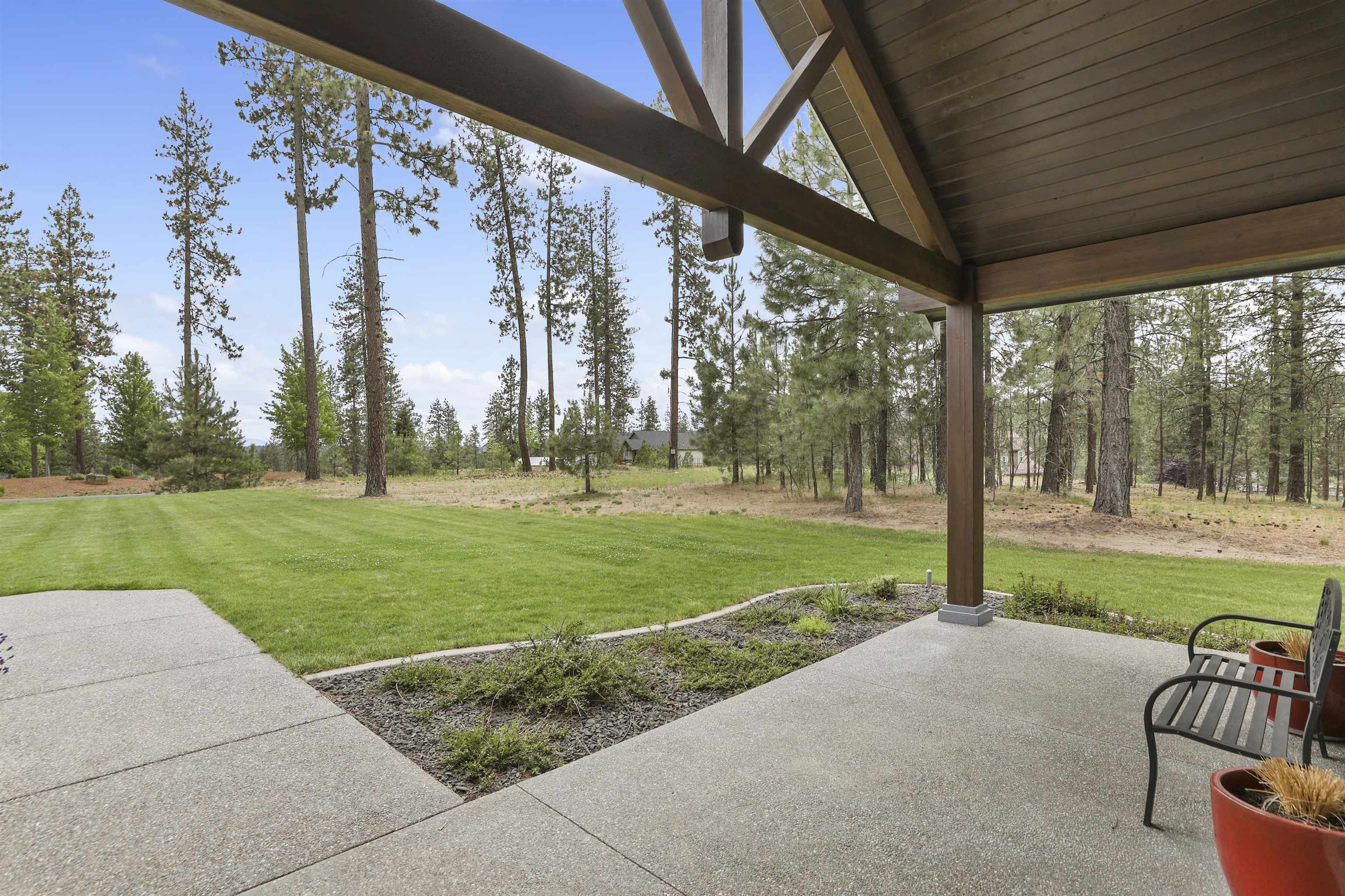 15006 North Country Ridge Lane Spokane, WA 99208 - Photo 3 of 45