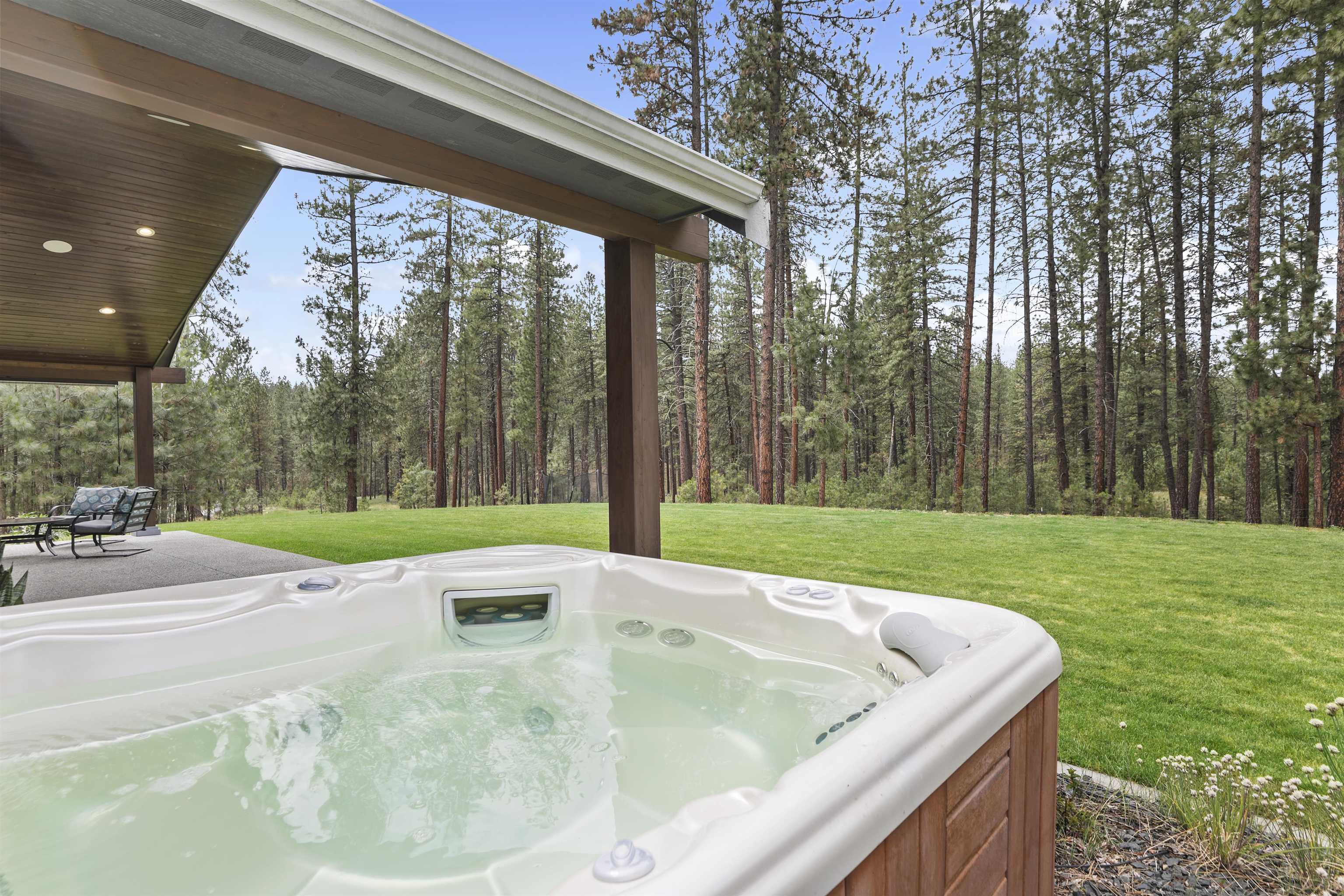 15006 North Country Ridge Lane Spokane, WA 99208 - Photo 31 of 45