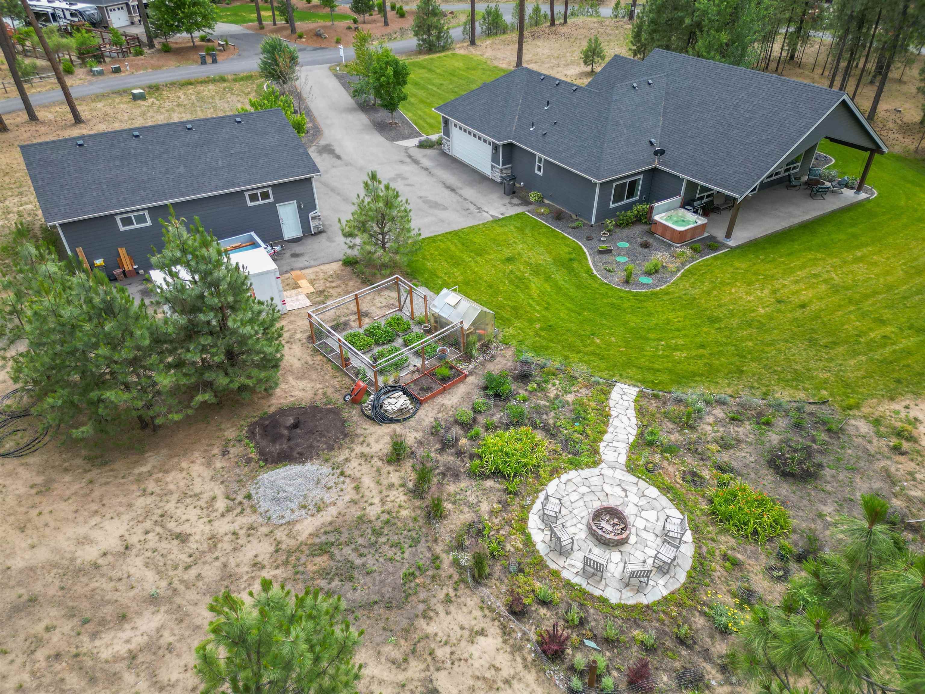 15006 North Country Ridge Lane Spokane, WA 99208 - Photo 34 of 45