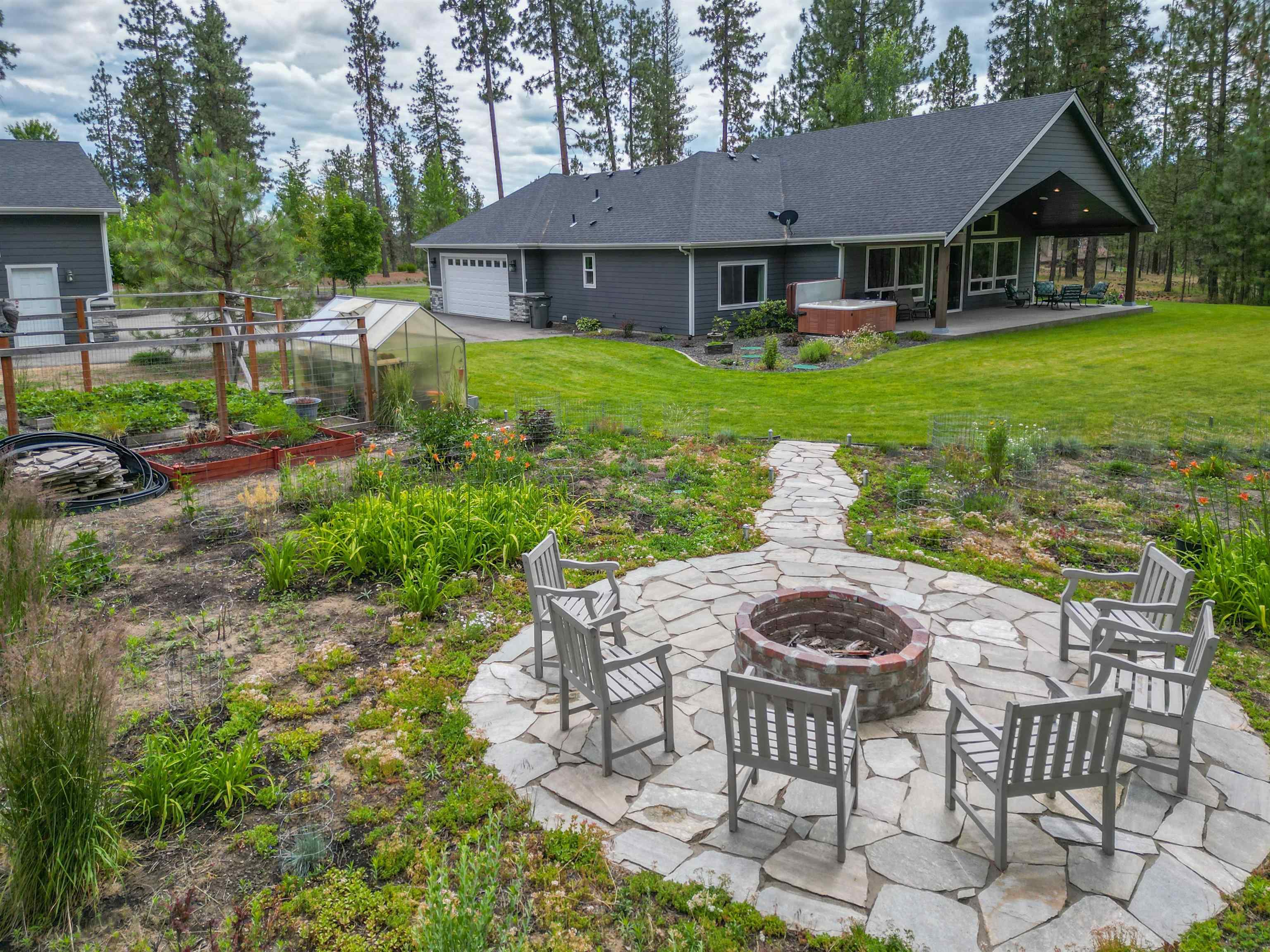 15006 North Country Ridge Lane Spokane, WA 99208 - Photo 35 of 45