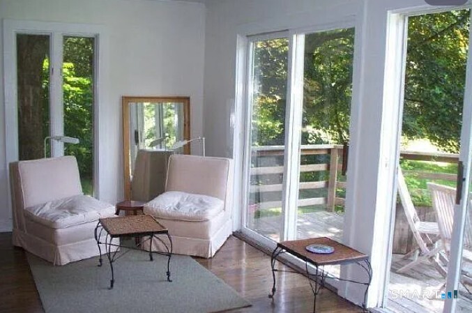 335 Greens Farms Road Westport, CT 06880 - Photo 7 of 15