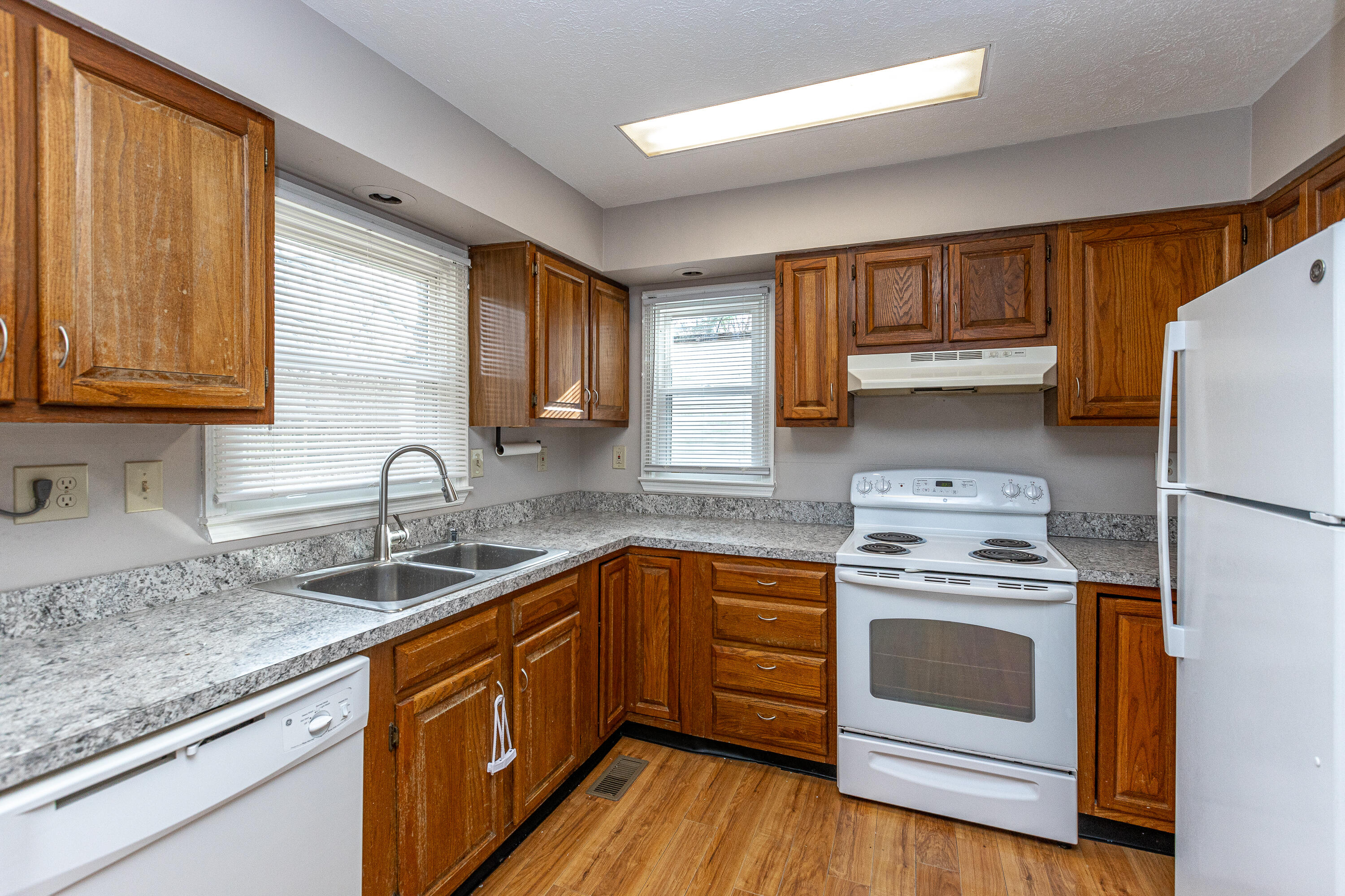 2808 Clays Mill Road Lexington, KY 40503 - Photo 10 of 42 B-8