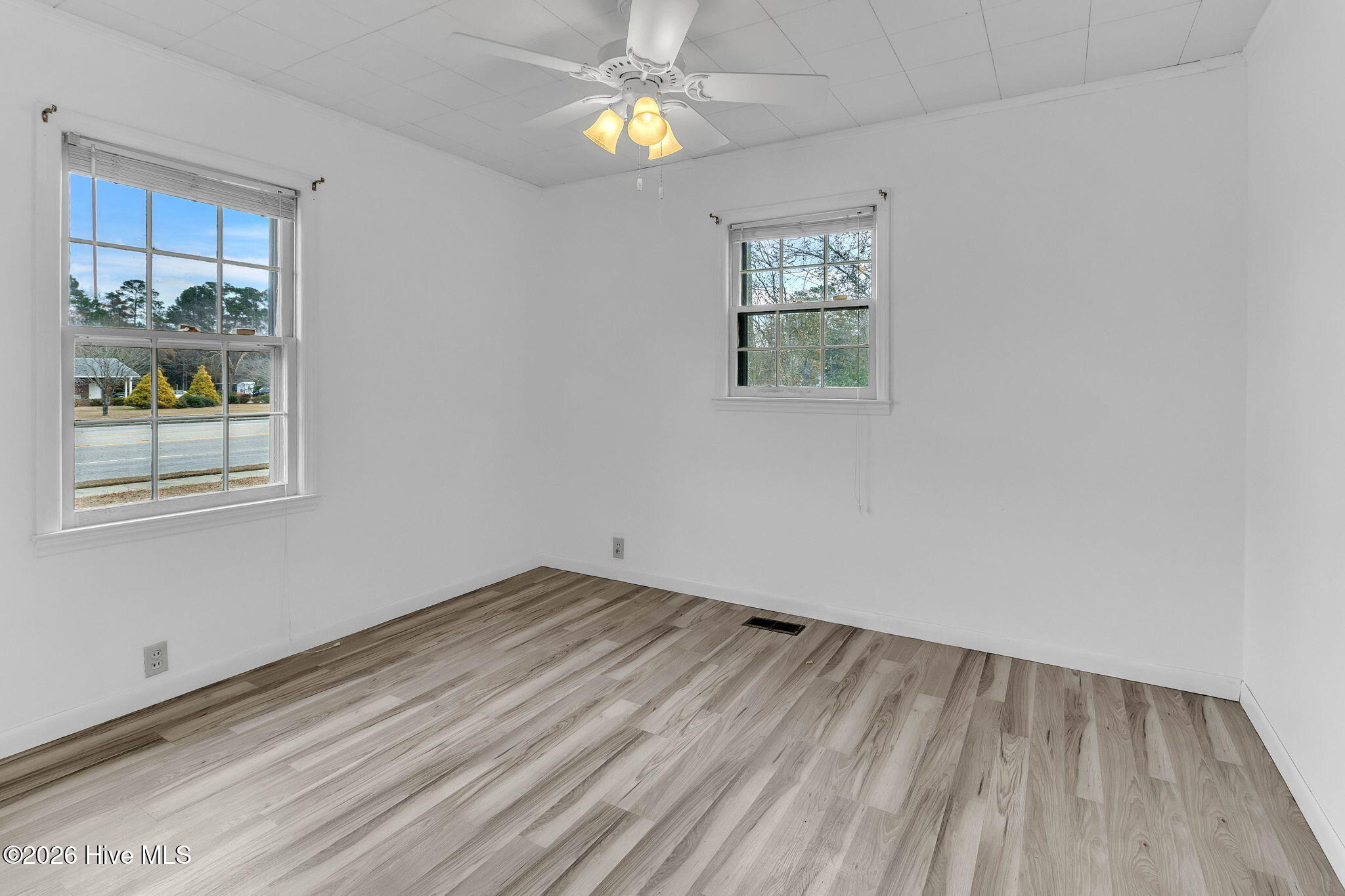 6987 Albert Street Elizabethtown, NC 28337 - Photo 15 of 43 Bedroom 1