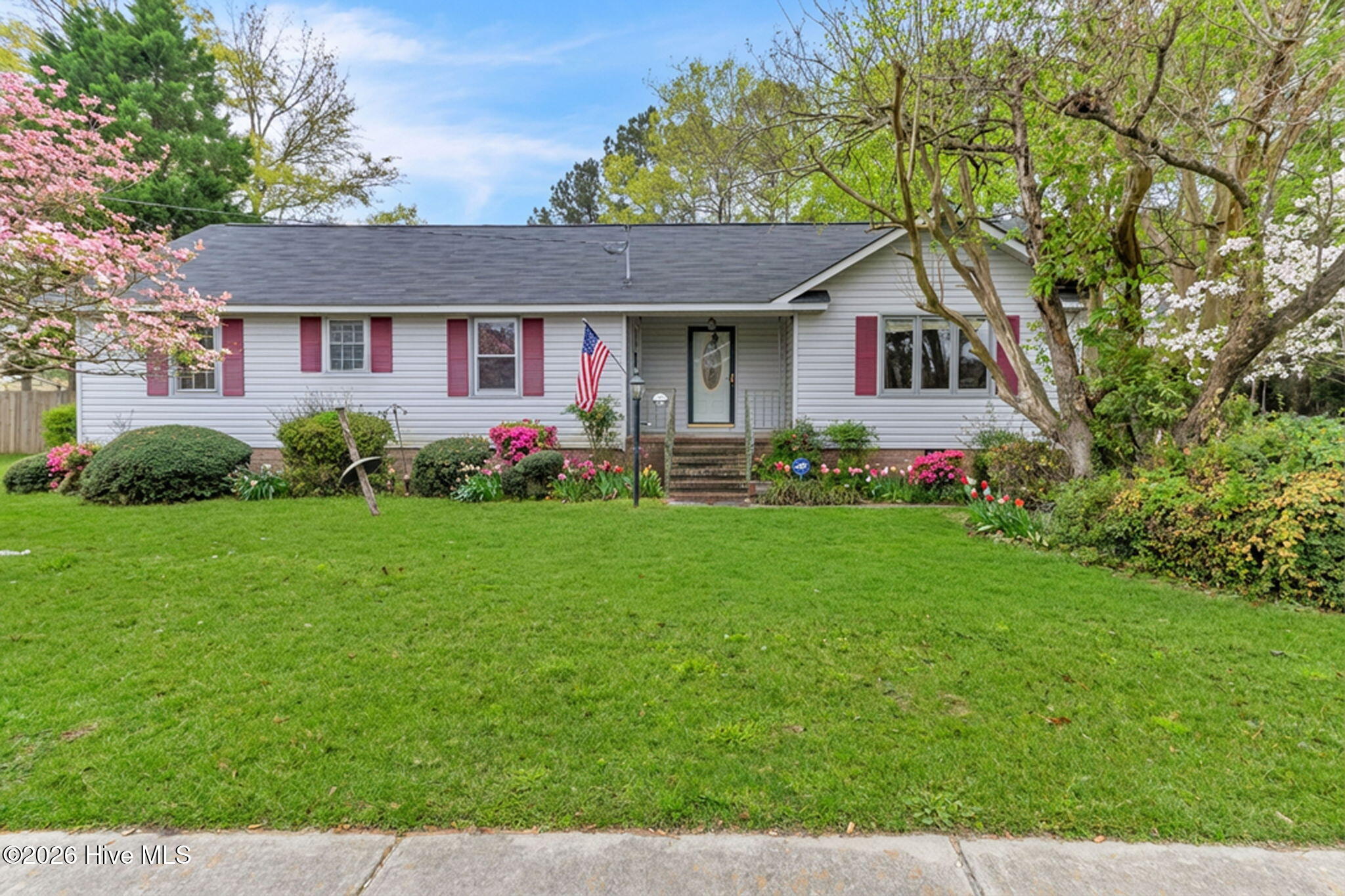 6987 Albert Street Elizabethtown, NC 28337 - Photo 1 of 44 Spring Virtual Staging