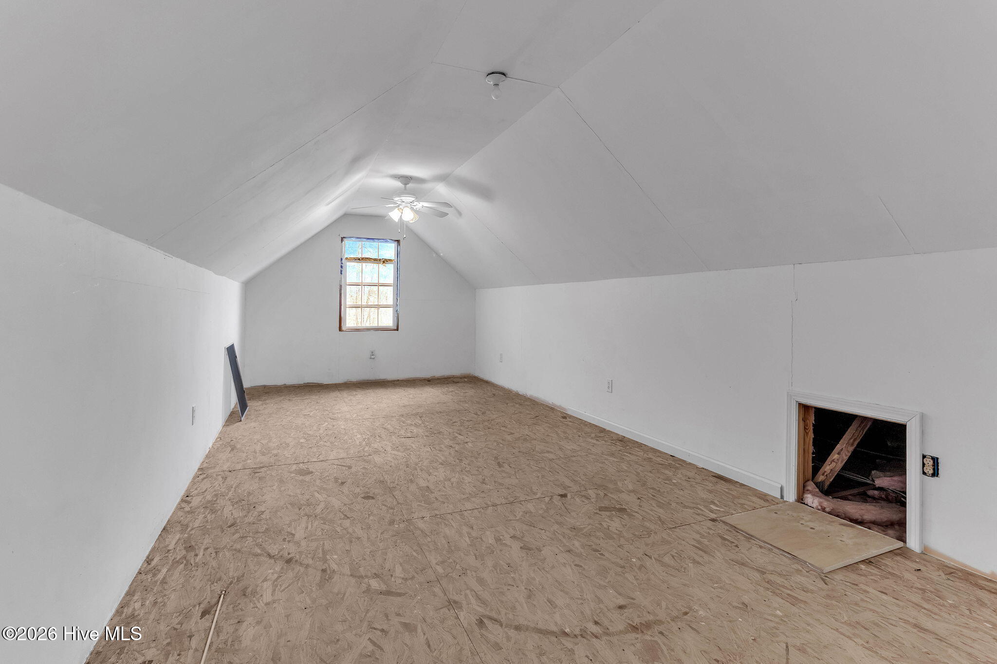 6987 Albert Street Elizabethtown, NC 28337 - Photo 33 of 44 Bonus Room