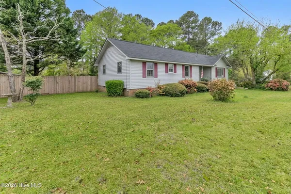 $199,900 | 6987 Albert Street, Elizabethtown, NC 28337