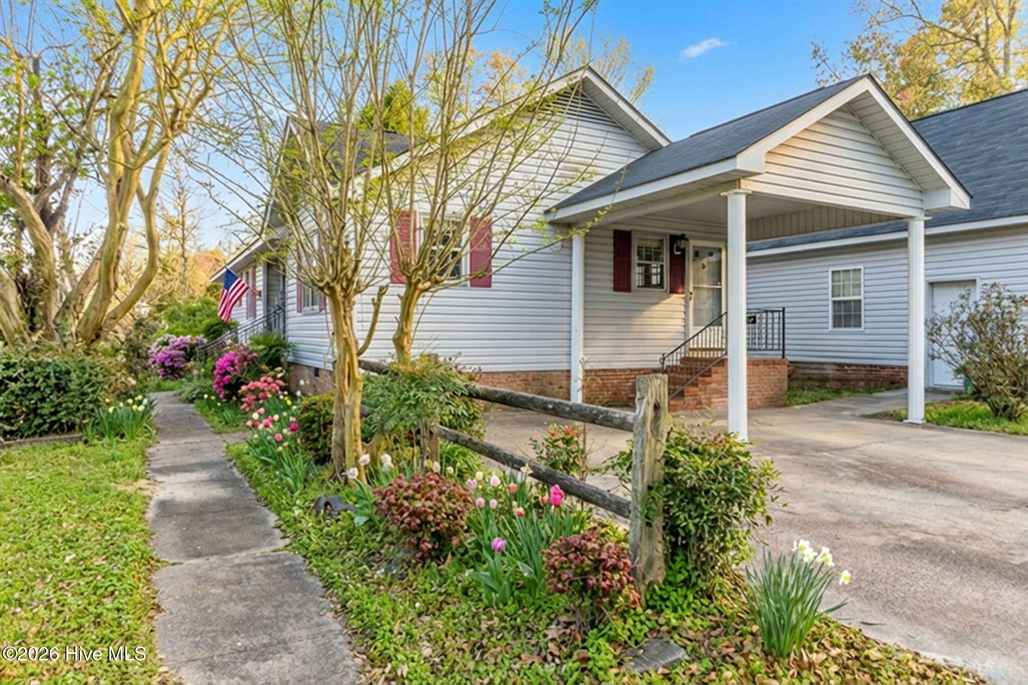 6987 Albert Street Elizabethtown, NC 28337 - Photo 6 of 44 Spring Virtual Staging