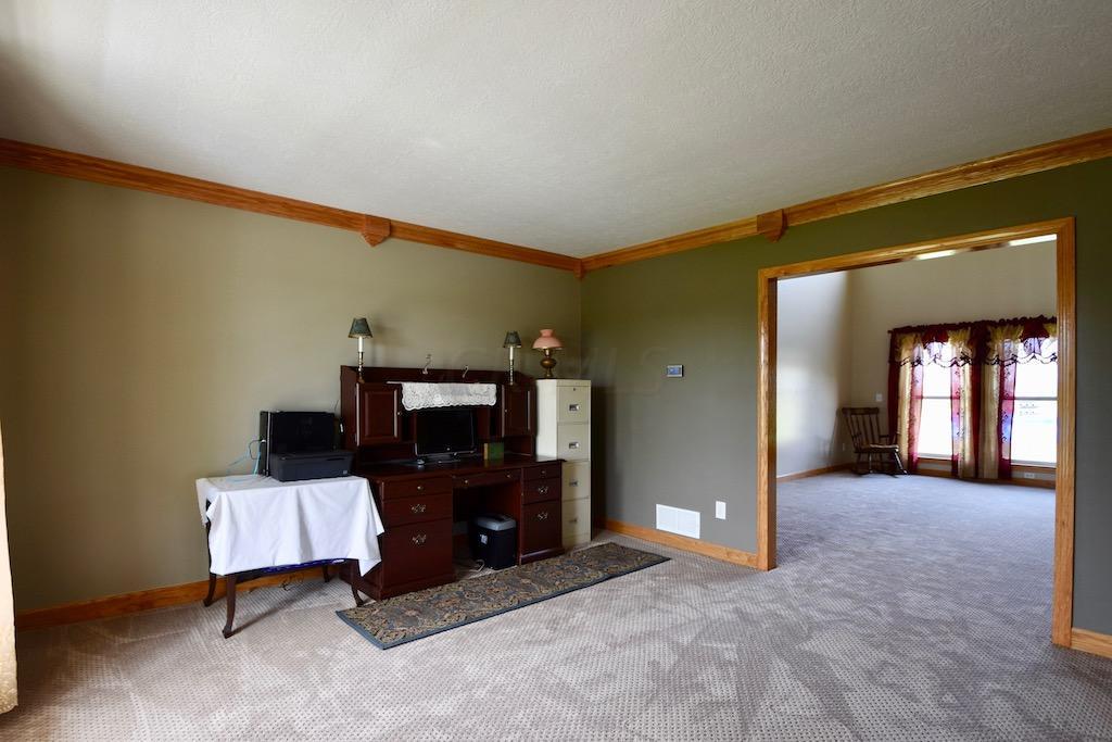 8564 Carter Road Hilliard, OH 43026 - Photo 15 of 26 Gallery Image 15