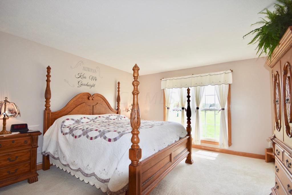 8564 Carter Road Hilliard, OH 43026 - Photo 16 of 26 Gallery Image 16