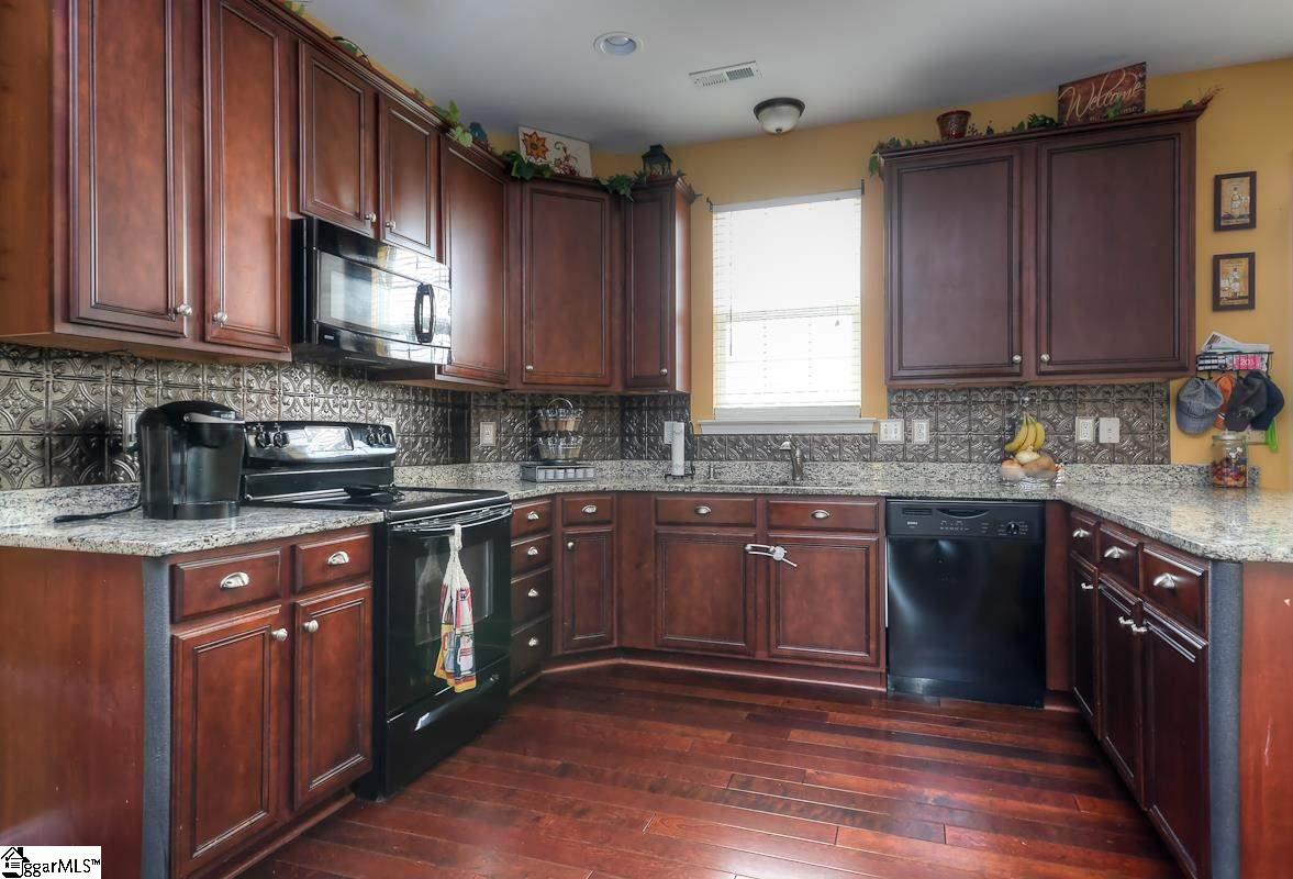 2210 Mays Bridge Road Greer, SC 29651 - Photo 5 of 30