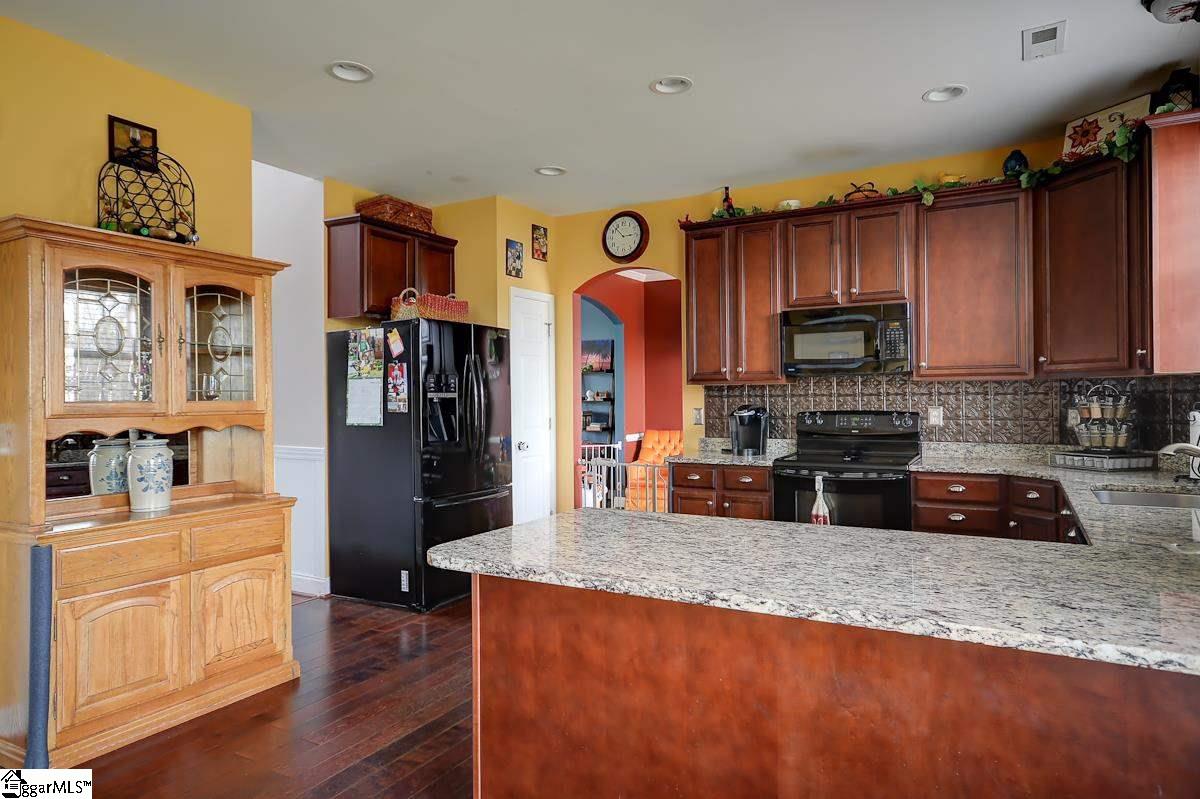 2210 Mays Bridge Road Greer, SC 29651 - Photo 6 of 30