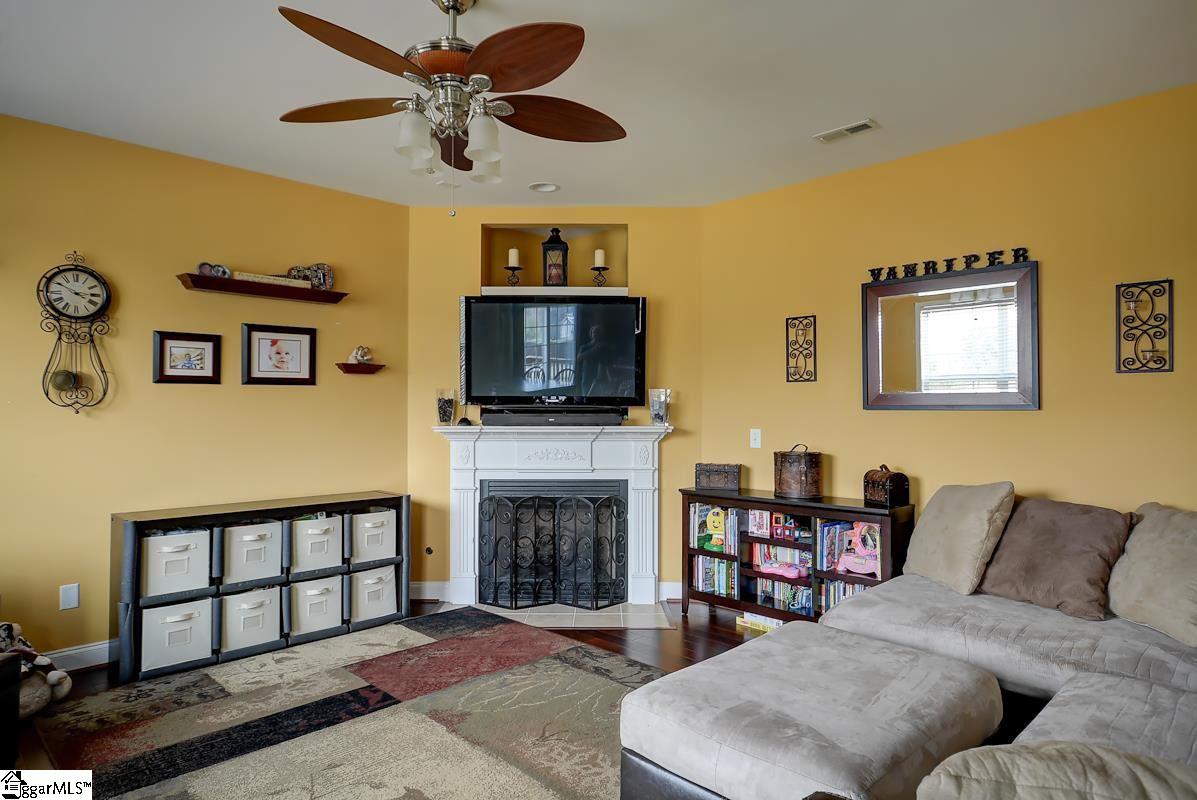 2210 Mays Bridge Road Greer, SC 29651 - Photo 9 of 30