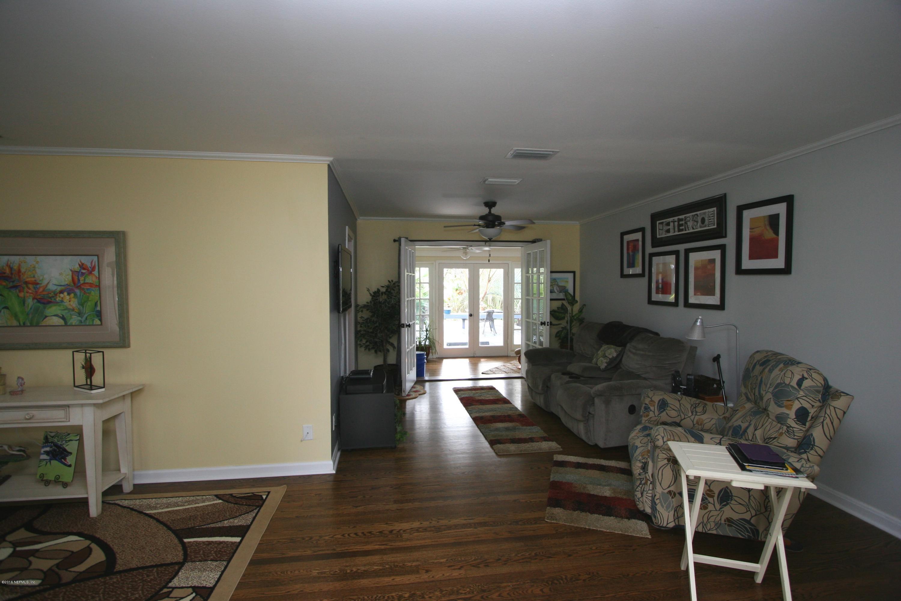 631 Matterhorn Road Jacksonville, FL 32216 - Photo 3 of 77 View on entry
