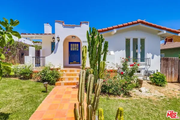 $5,500 | 1318 South Longwood Avenue, Los Angeles, CA 90019
