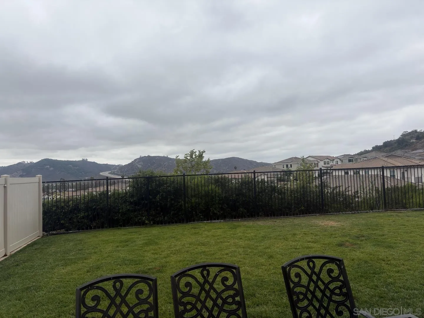 4633 Quiet Ridge Lane Fallbrook, CA 92028 - Photo 9 of 30