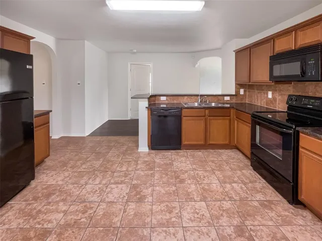 $291,000 | 2052 Fair Weather Drive, Lancaster, TX 75146