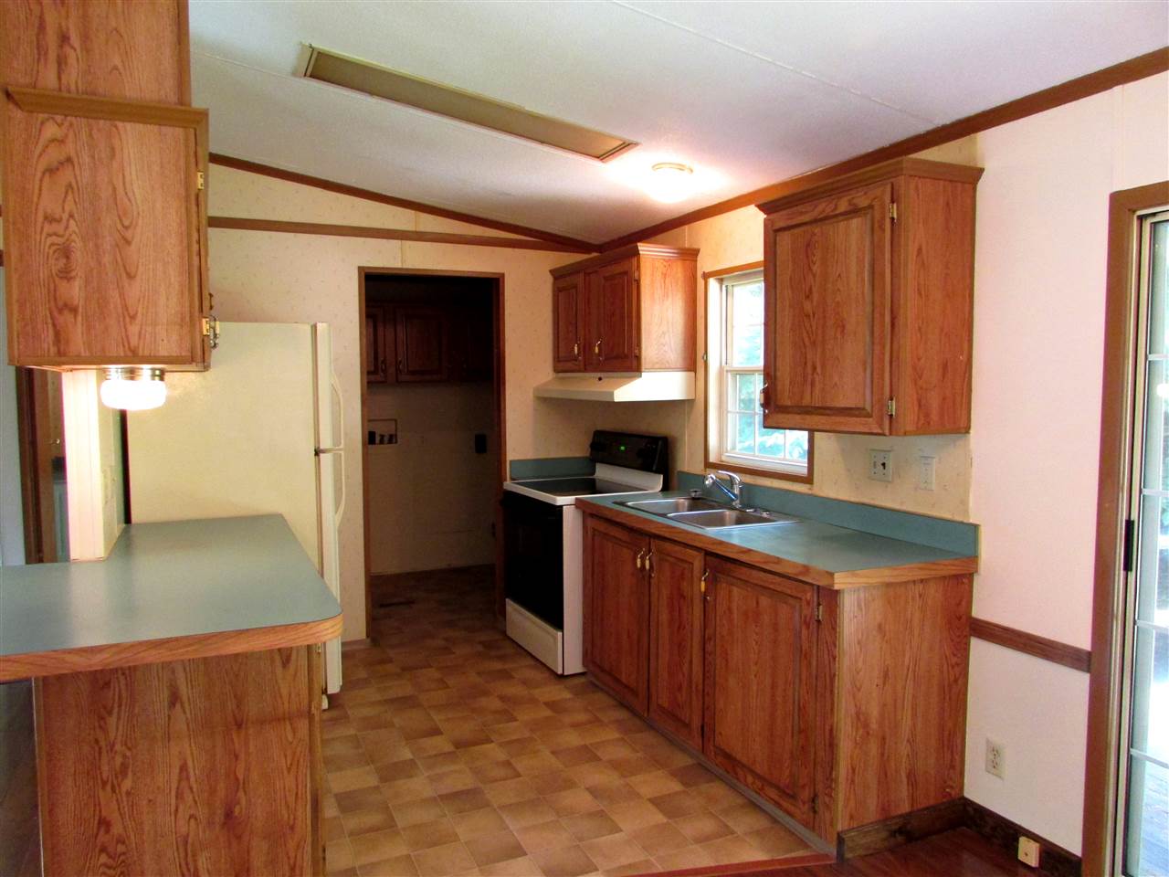 453 Shaker Hill Road Enfield, NH 03748 - Photo 3 of 23