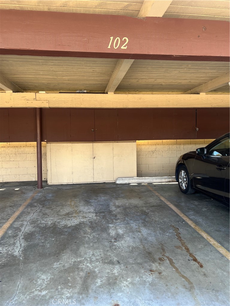 1000 West MacArthur Boulevard, Unit 87 Santa Ana, CA 92707 - Photo 22 of 36 a view of a car parking space