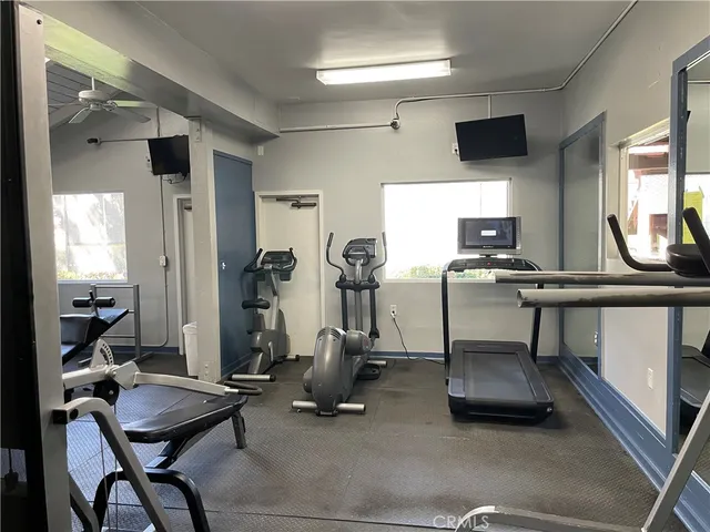 $1,950 | 1000 West MacArthur Boulevard, Unit 87, Santa Ana, CA 92707