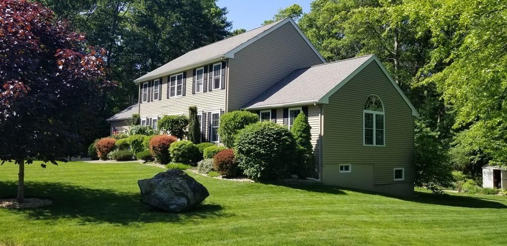 36 Field Road Medway, MA 02053 - Photo 2 of 34 Gallery Image 2