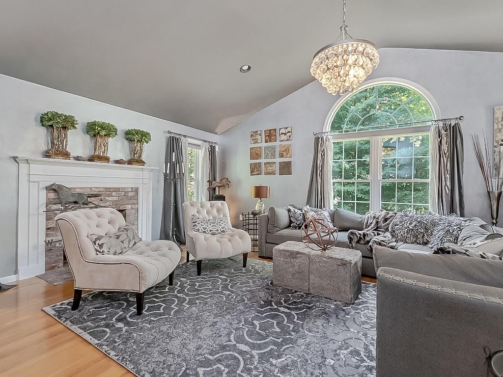 36 Field Road Medway, MA 02053 - Photo 6 of 34 Gallery Image 6