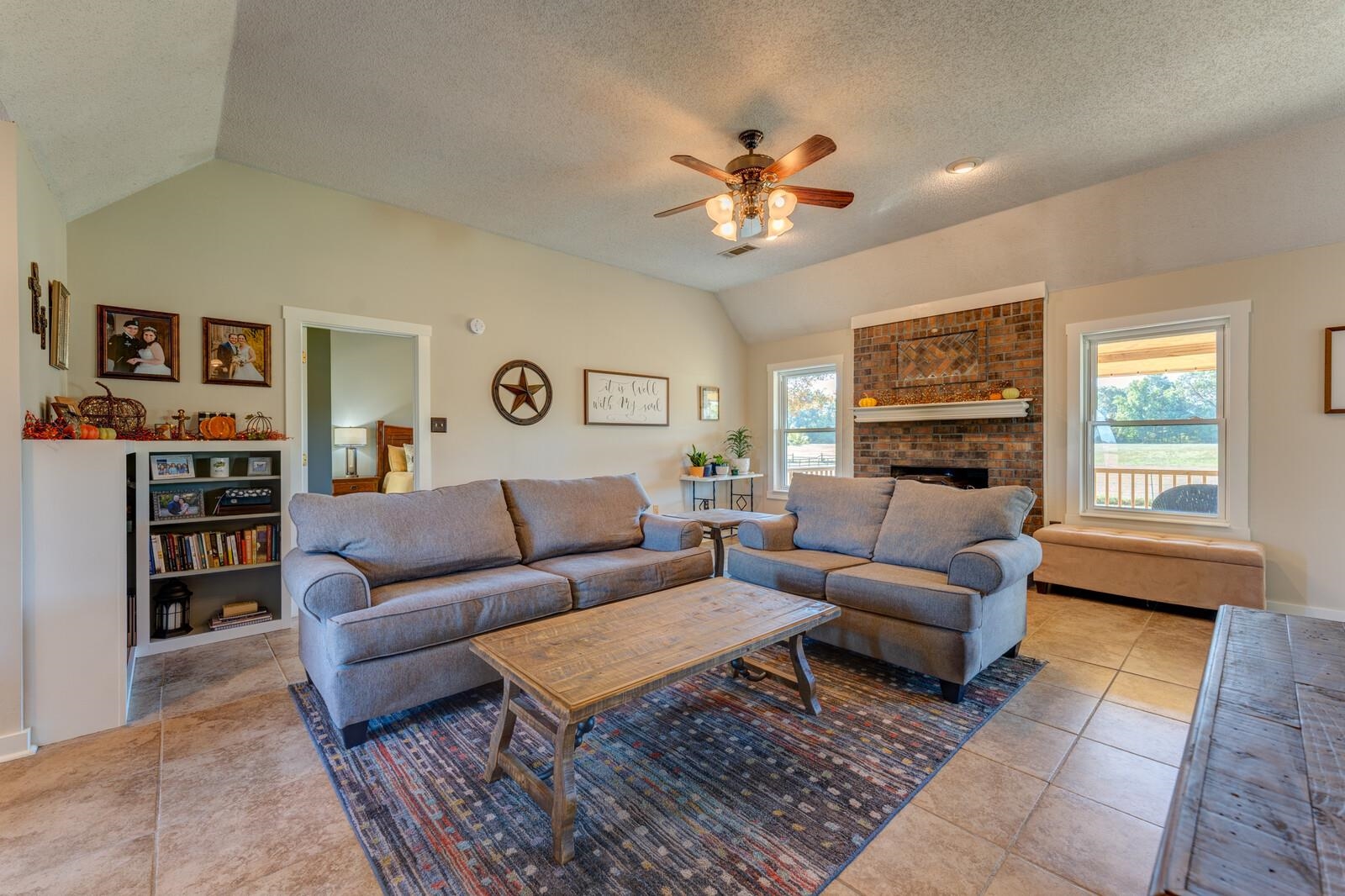 3925 Kerr Road Millington, TN 38053 - Photo 10 of 24 Gallery Image 10