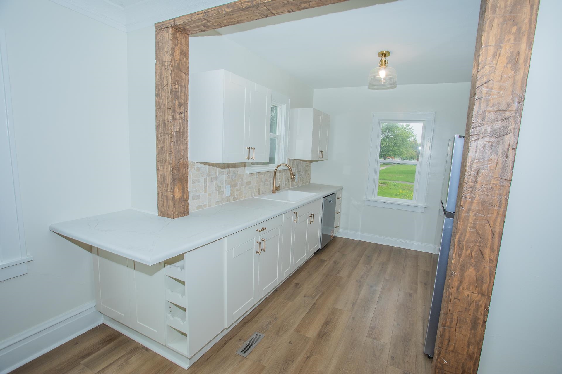 1923 North 28th Street Superior, WI 54880 - Photo 7 of 23 Kitchen