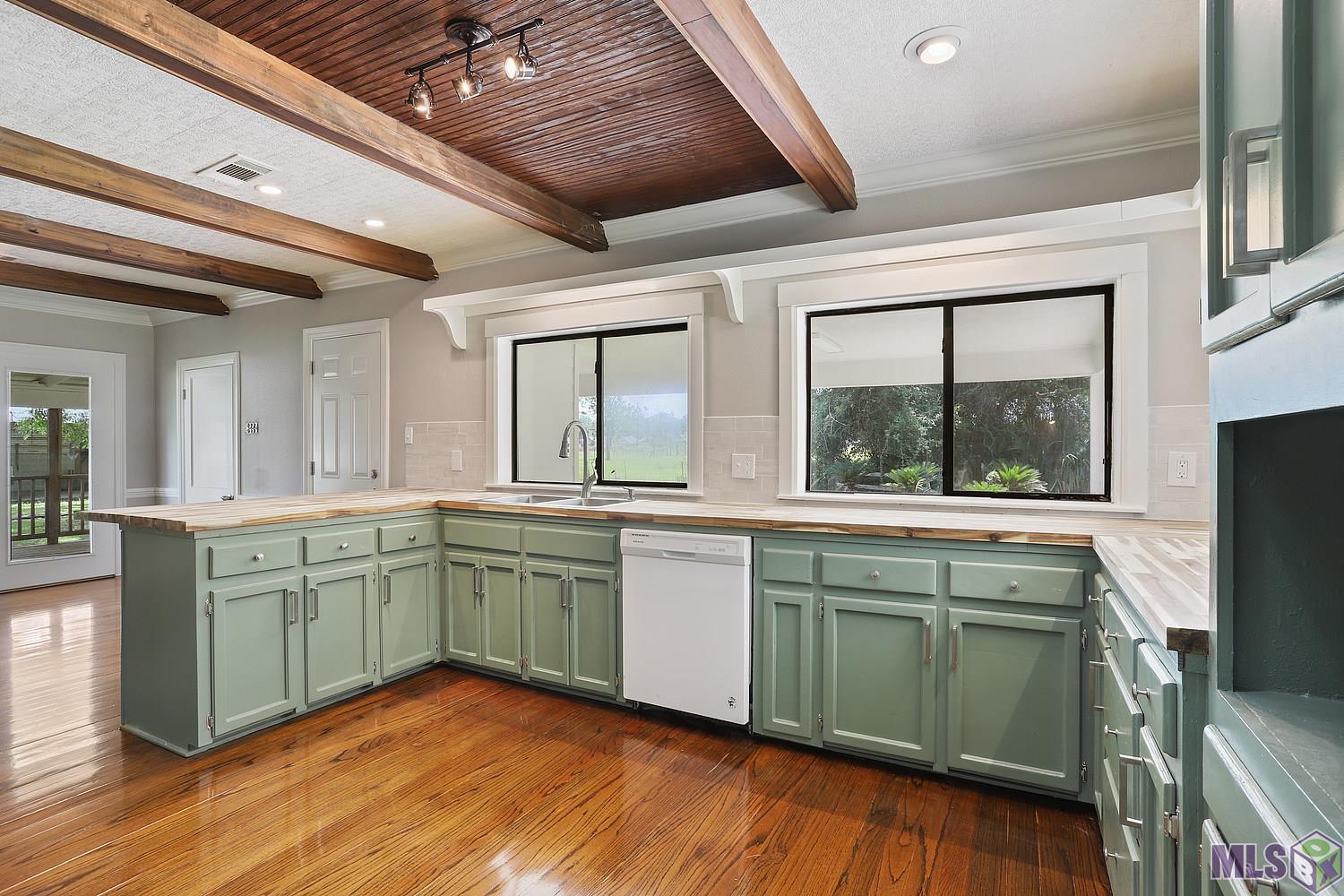 30280 Milton Road Walker, LA 70785 - Photo 3 of 16 Gallery Image 3