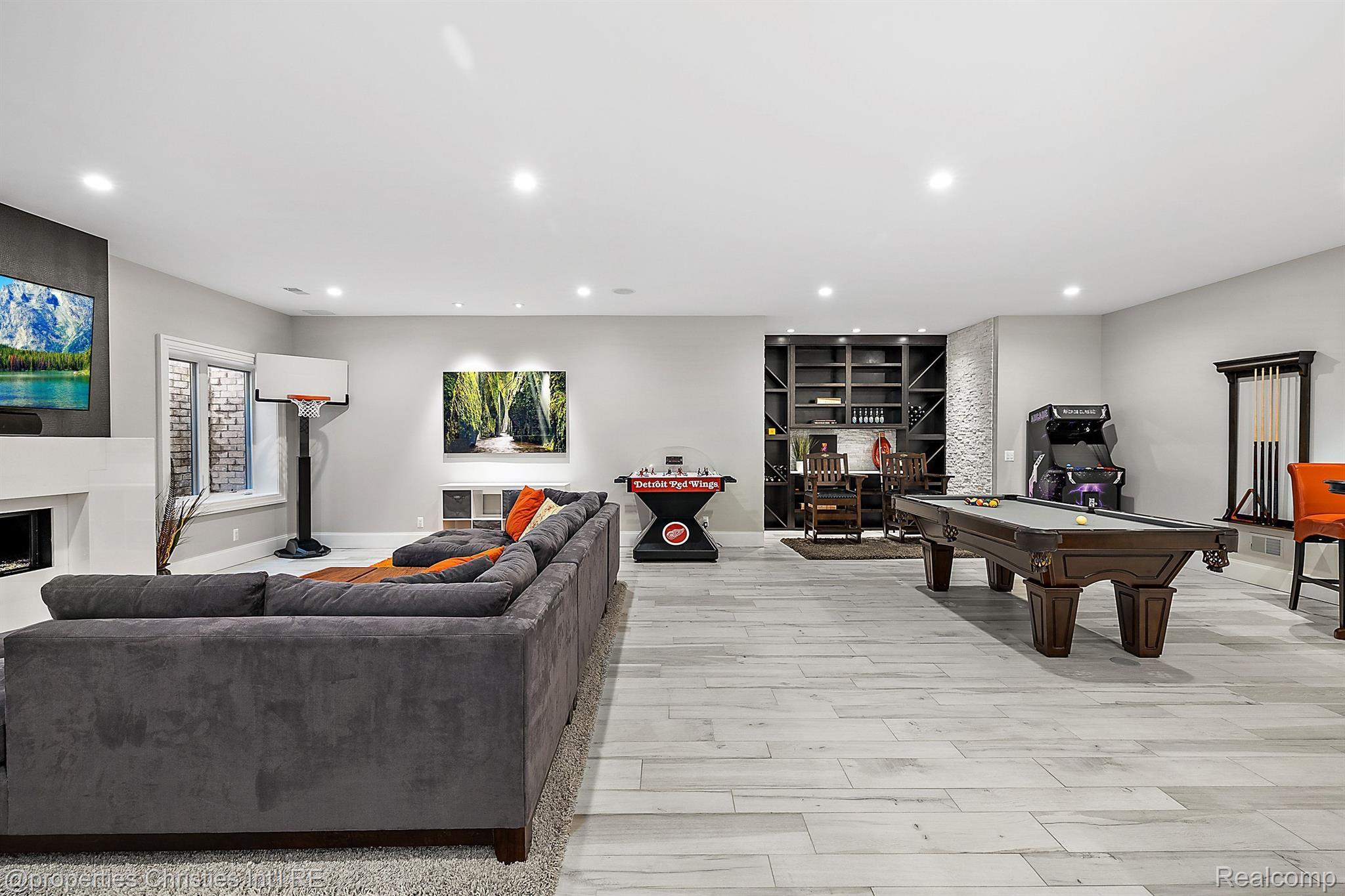 375 Baldwin Road Birmingham, MI 48009 - Photo 49 of 73 Gallery Image 49
