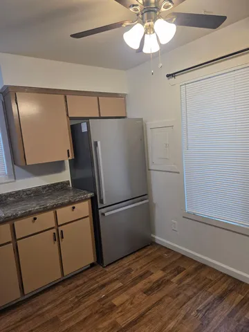 $910,000 | 521 West Ashlan Avenue, Clovis, CA 93612