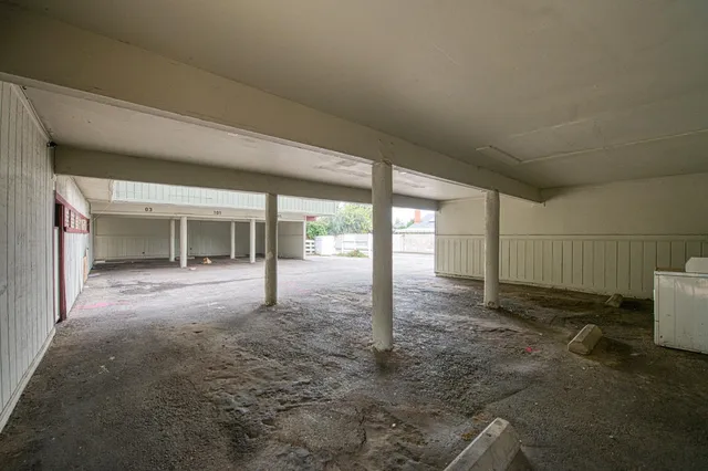 $910,000 | 521 West Ashlan Avenue, Clovis, CA 93612