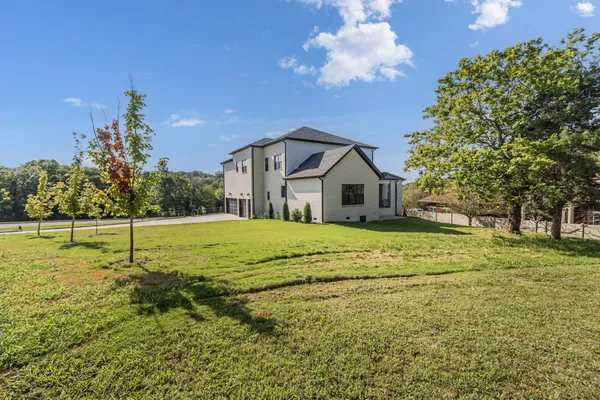 $949,000 | 2205 Kayla Drive, Goodlettsville, TN 37072