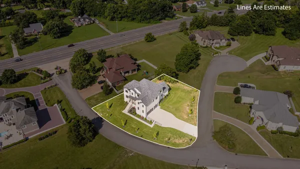 $949,000 | 2205 Kayla Drive, Goodlettsville, TN 37072