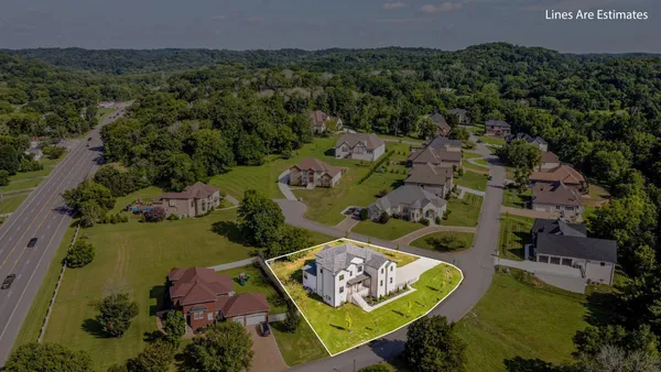 $949,000 | 2205 Kayla Drive, Goodlettsville, TN 37072