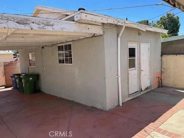 $875,000 | 6670 Aura Avenue, Reseda, CA 91335