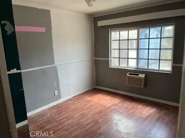 $875,000 | 6670 Aura Avenue, Reseda, CA 91335