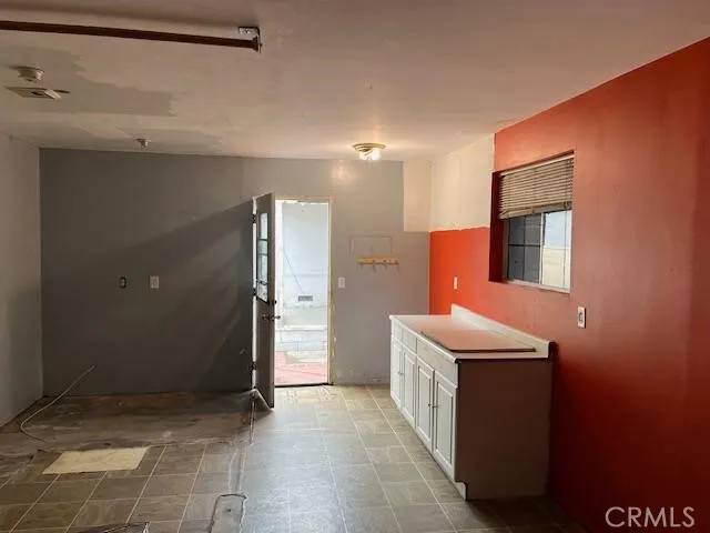 $875,000 | 6670 Aura Avenue, Reseda, CA 91335