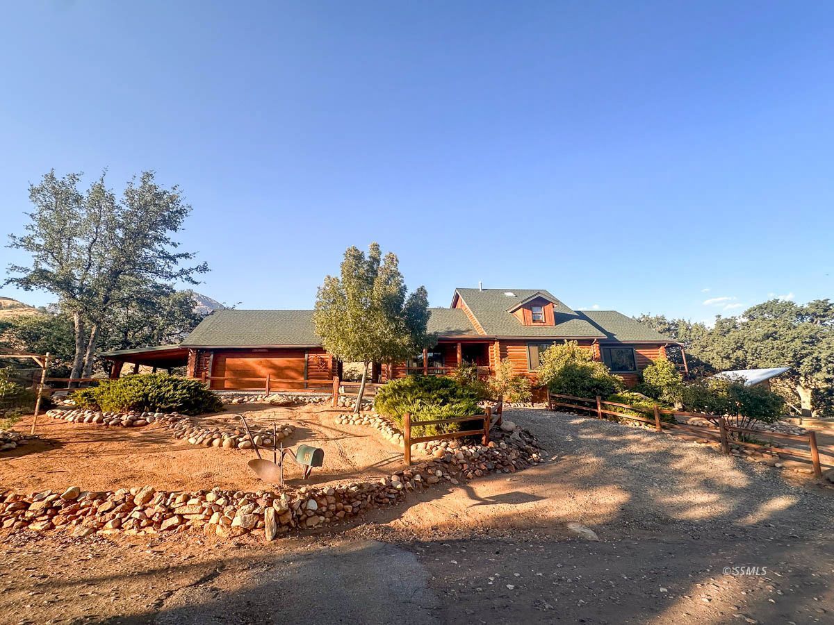 567 Mountain Shadow Road Wofford Heights, CA 93285 - Photo 4 of 37