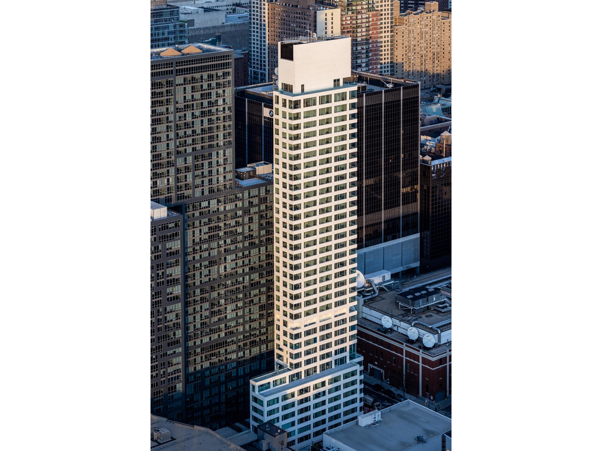 611 West 56th Street, Unit MAIS-ONWEST Manhattan, NY 10019 - Photo 23 of 38