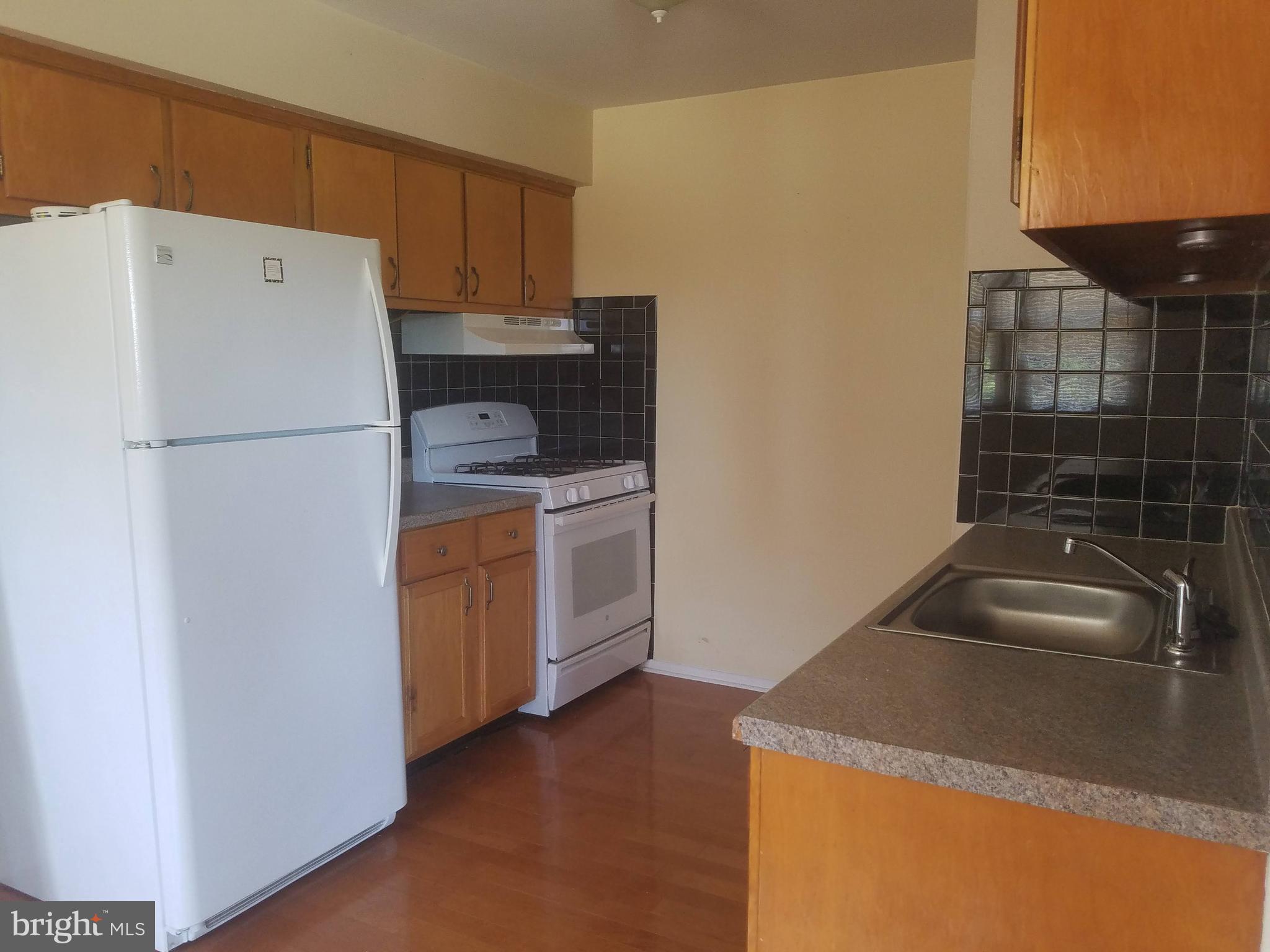 3115 Comly Road Philadelphia, PA 19154 - Photo 2 of 11 a utility room with dryer and washer