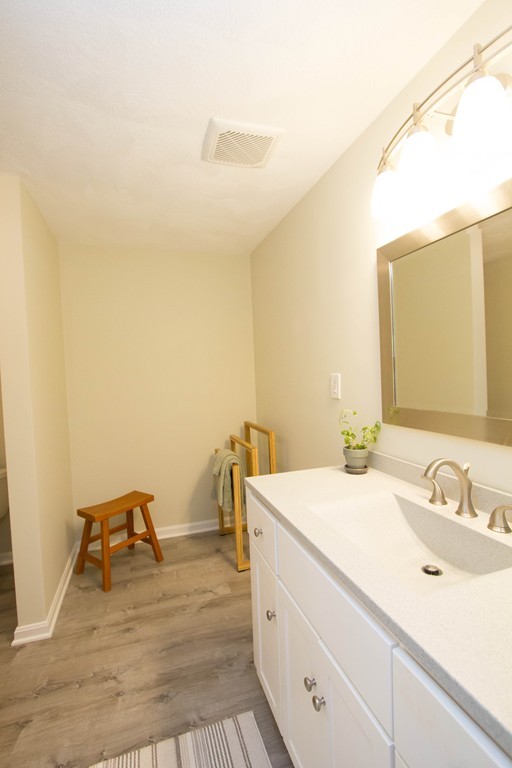8 Oak Ridge Drive, Unit 4 Maynard, MA 01754 - Photo 15 of 30 Gallery Image 15