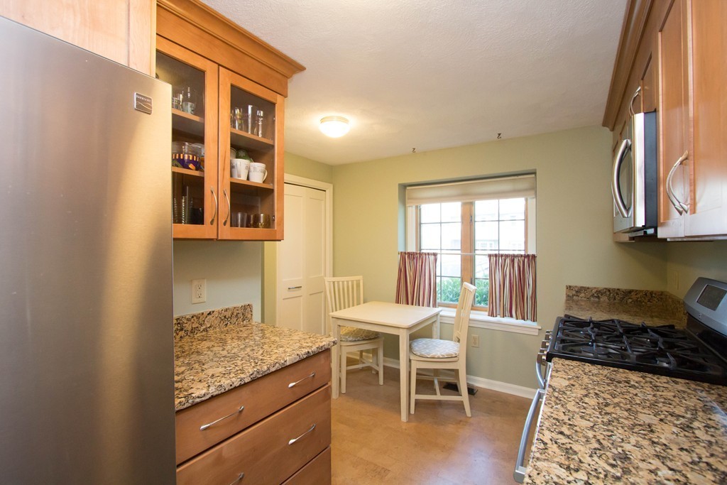 8 Oak Ridge Drive, Unit 4 Maynard, MA 01754 - Photo 5 of 30 Gallery Image 5