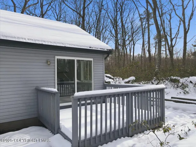 $439,800 | 171 Flatbrook Way, Milford, PA 18337