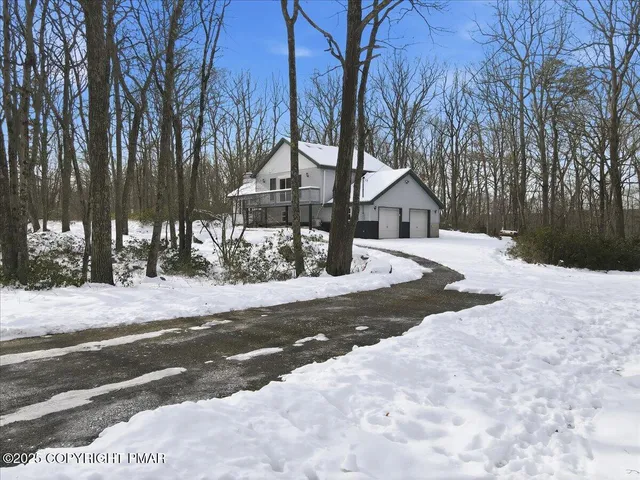 $439,800 | 171 Flatbrook Way, Milford, PA 18337