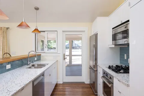 $895,000 | 26 Cuttysark Road, East Falmouth, MA 02536