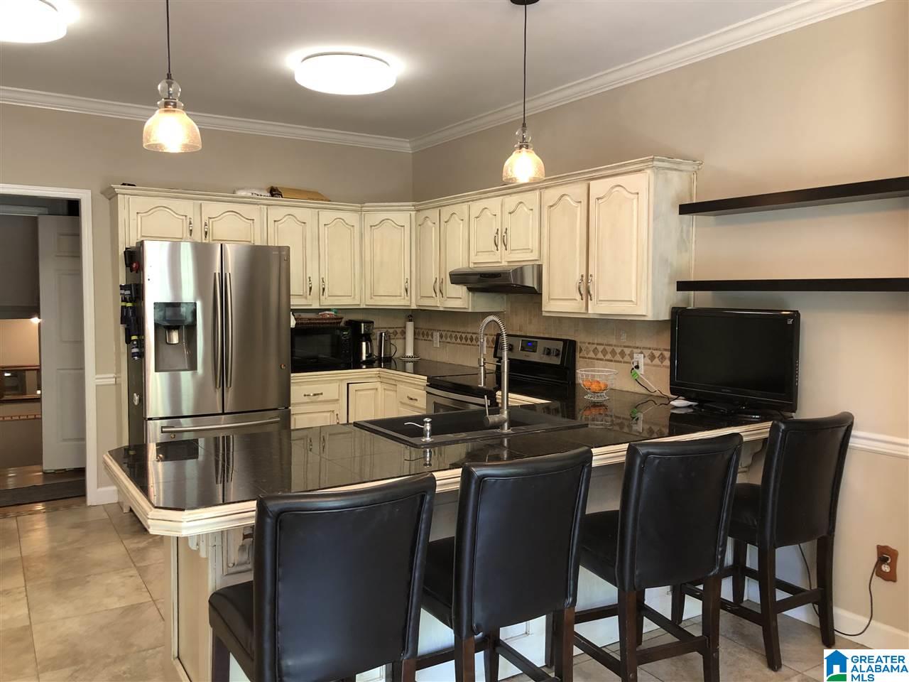 7618 Happy Hollow Road Trussville, AL 35173 - Photo 4 of 46