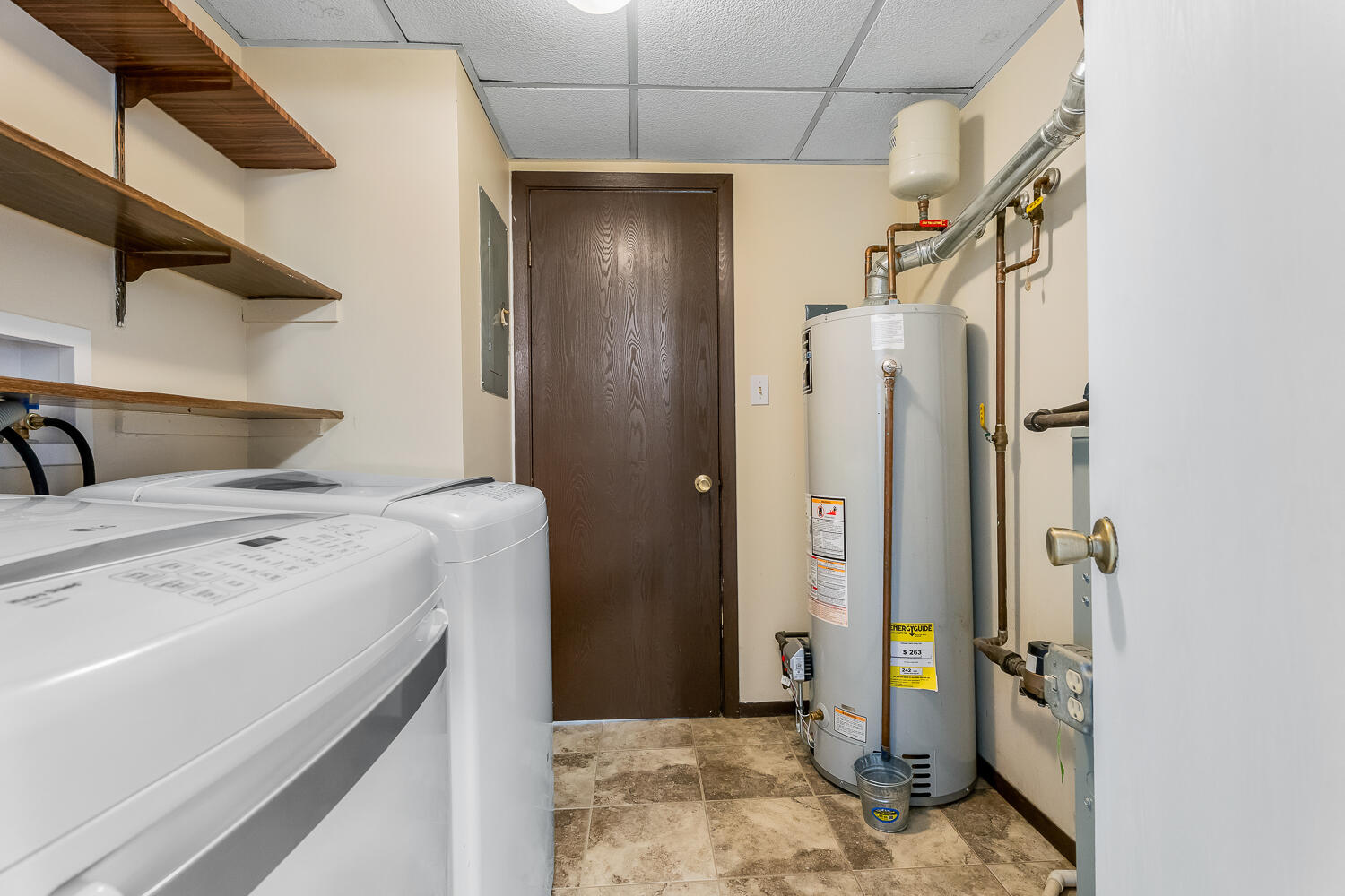 8323 Fairbanks Street, Unit 3E Crown Point, IN 46307 - Photo 11 of 14 1500x1000