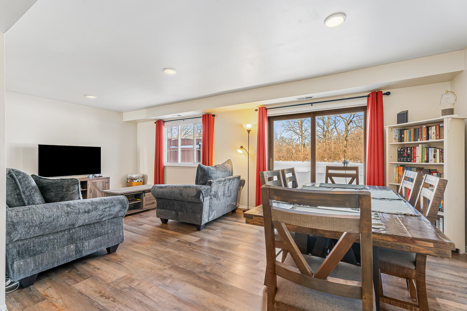 8323 Fairbanks Street, Unit 3E Crown Point, IN 46307 - Photo 4 of 14 1500x1000