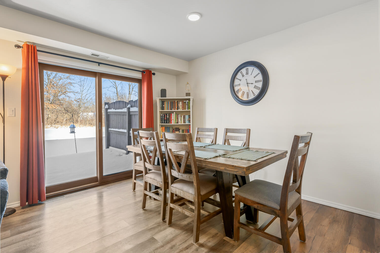 8323 Fairbanks Street, Unit 3E Crown Point, IN 46307 - Photo 5 of 14 1500x1000