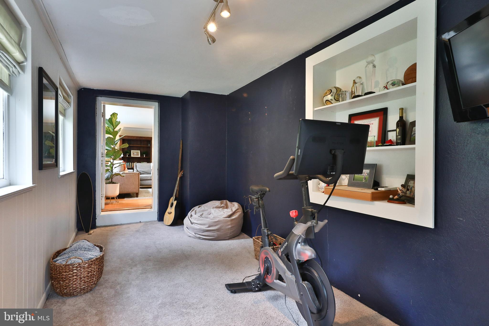 516 Bridle Road Glenside, PA 19038 - Photo 11 of 55 1st floor office
